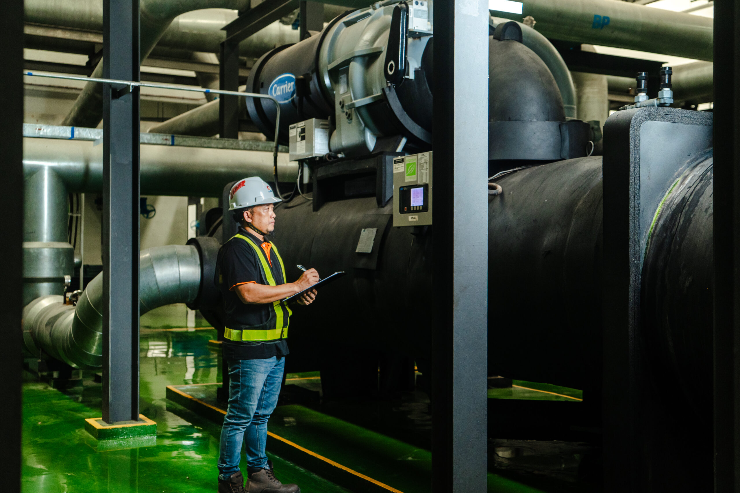 A professional energy audit helps identify energy waste and improve building performance. Learn the key factors that drive meaningful energy savings in commercial facilities.